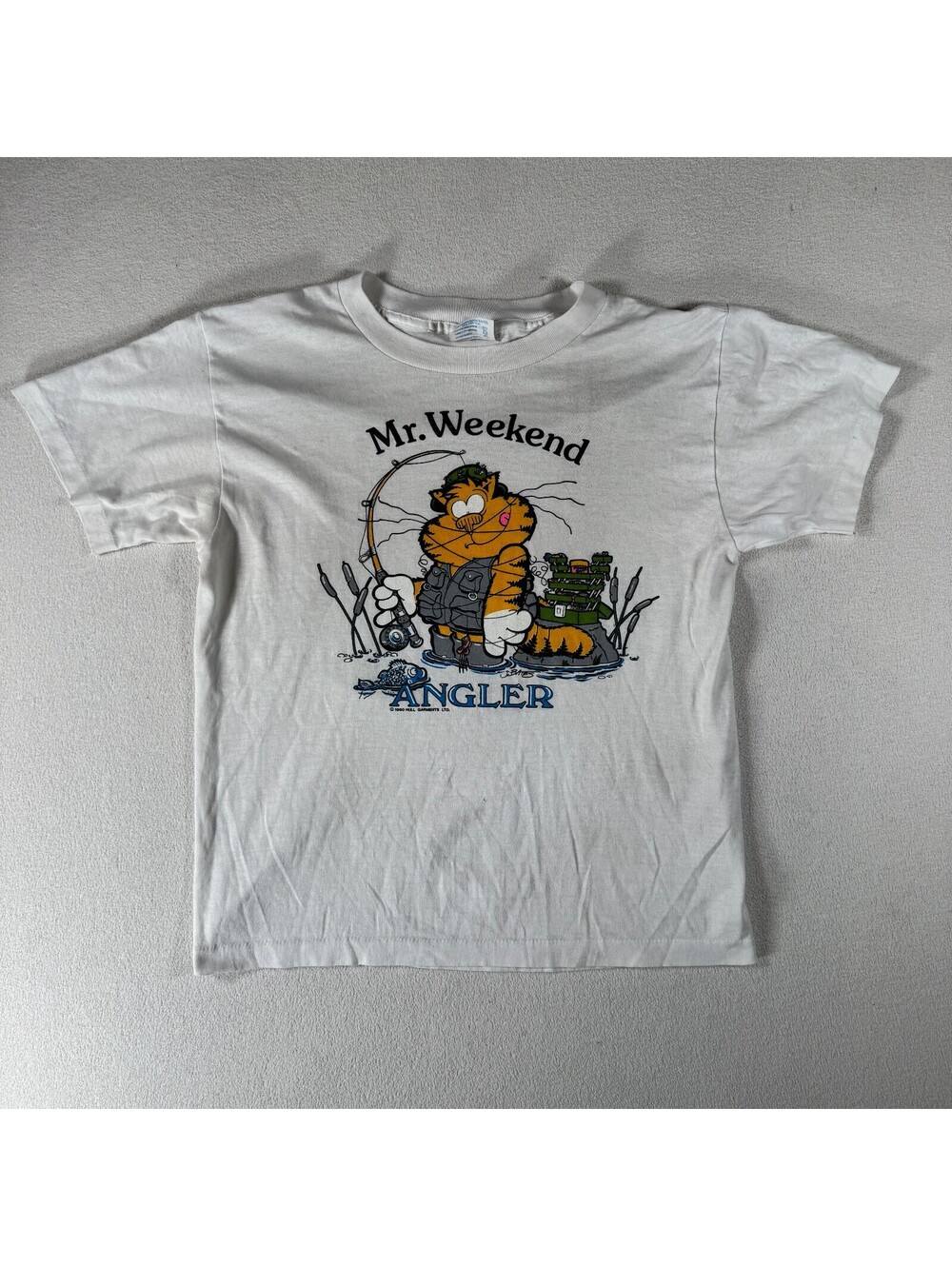Vintage Paper Thin Mr. Weekend Angler White Graphic T-Shirt 1990 Size Medium